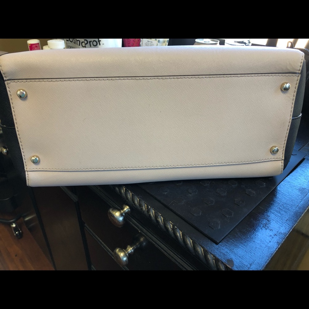 Kate Spade Purse - Picture 8 of 8